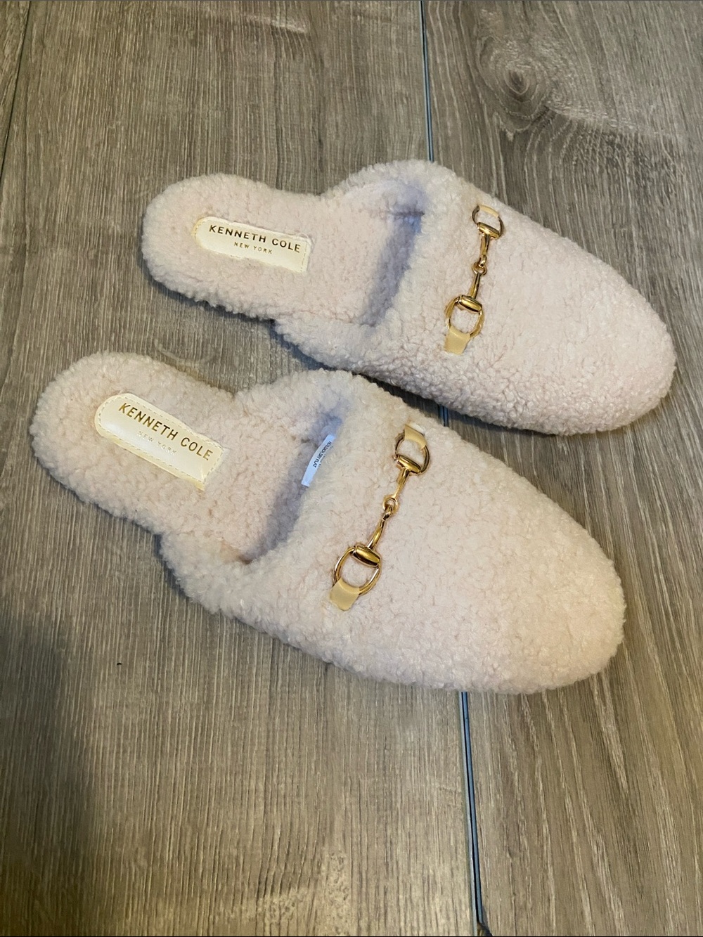 Kenneth Cole Cream Sherpa Slide Mules with Gold Chain Accent